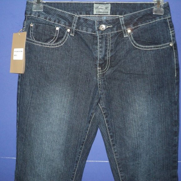 New Twelve K Jeans Size 5 Dark Rinse Embellished - Picture 2 of 5